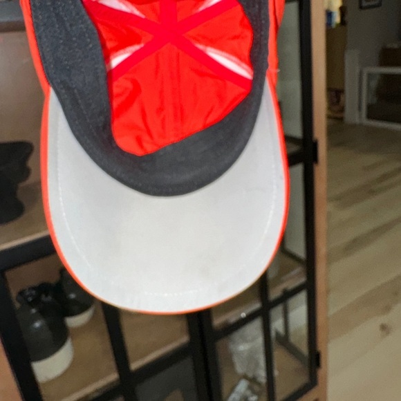 Nike running baseball cap hat Unisex Aerobill Featherlight fiery performance - Picture 3 of 6